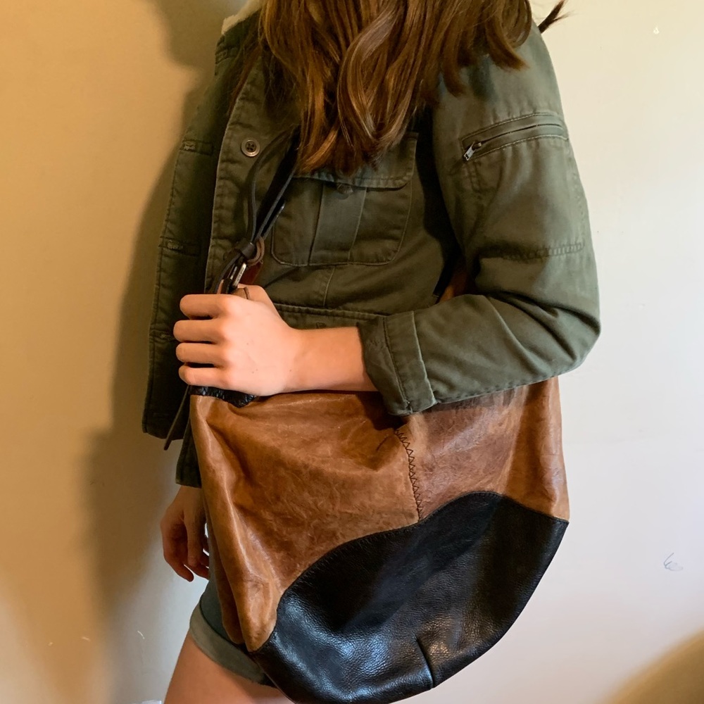Tylie Malibu Hobo Leather Bag Brown